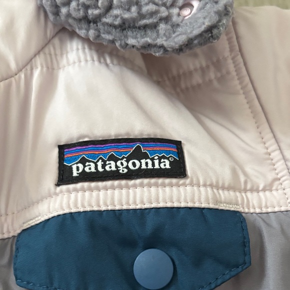 Patagonia reversible tribbles Jacket - Picture 2 of 9